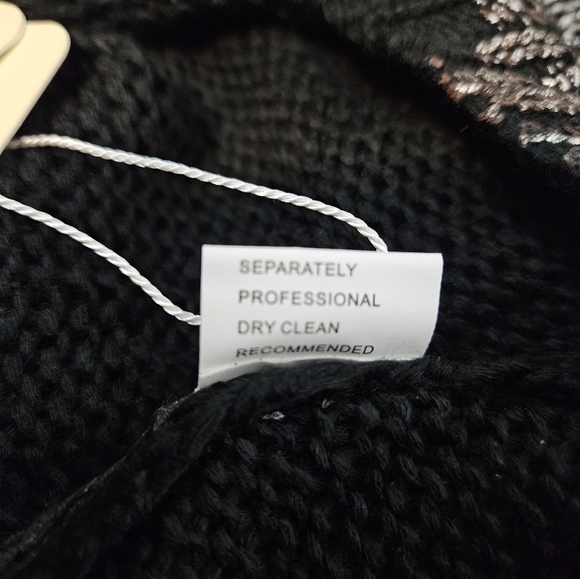 NWT Bohoartist Black & Silver Metallic Oversized‎ Scoop Neck Sweater Medium N60 - Picture 8 of 10